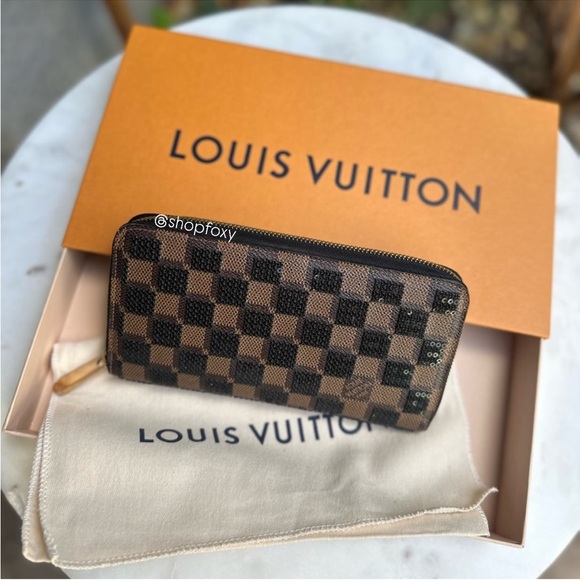 Louis Vuitton Damier Ebene Paillettes Zippy Wallet - Picture 1 of 13